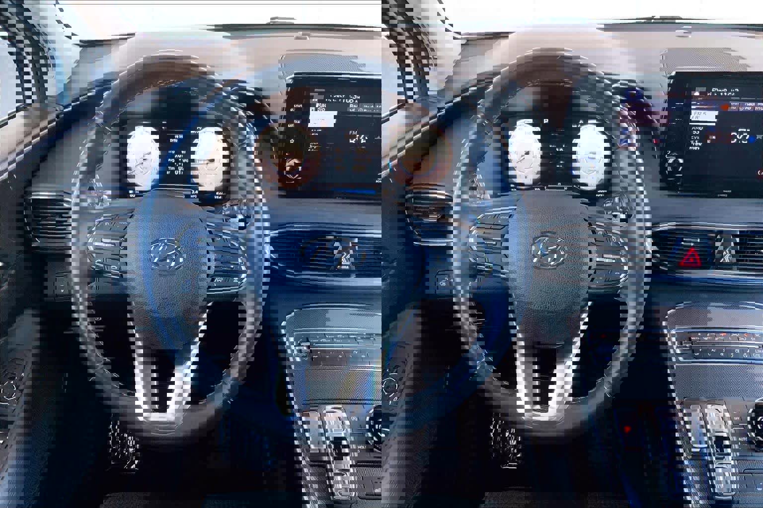 Used 2022 Hyundai Santa Fe XRT image 6