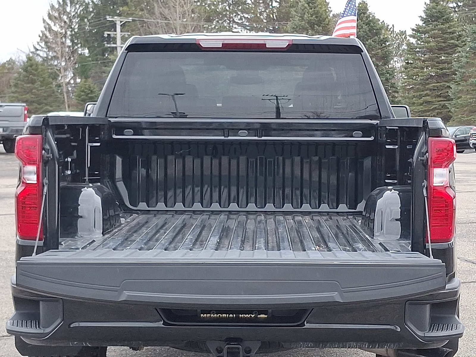 Certified 2025 Chevrolet Silverado 1500 Custom w/ Turbomax Blackout Package image 31