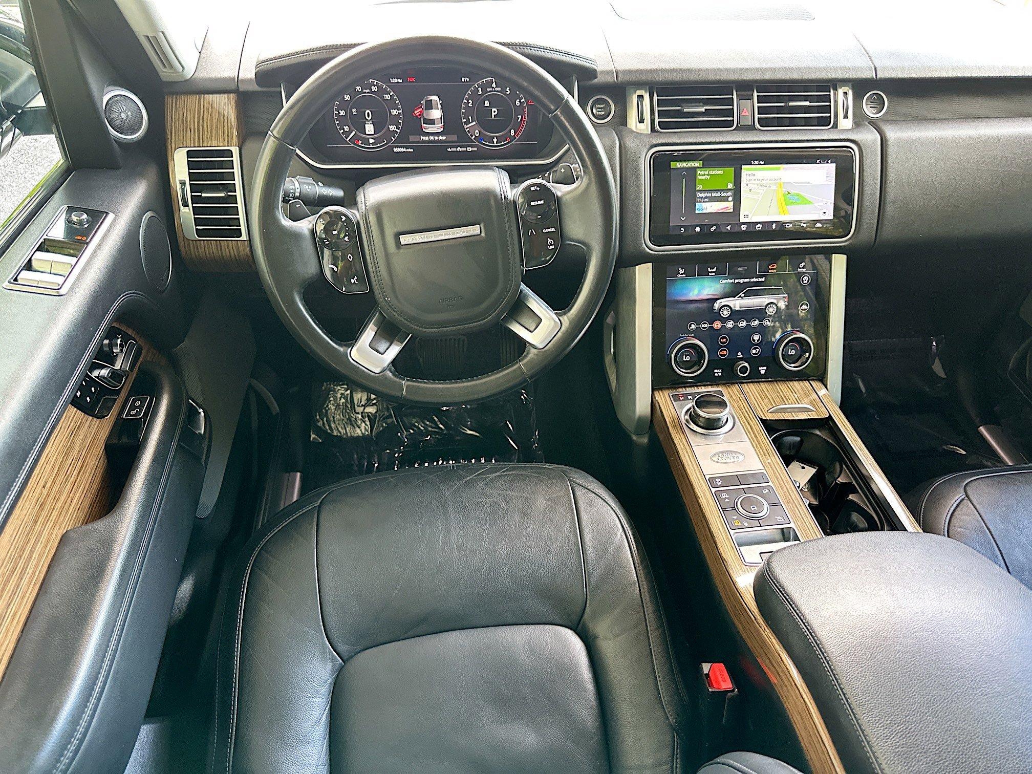Used 2019 Land Rover Range Rover AWD/4WD image 24