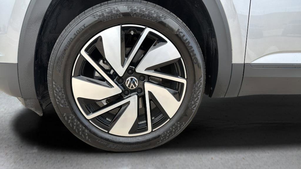 Used 2024 Volkswagen Atlas SE image 14