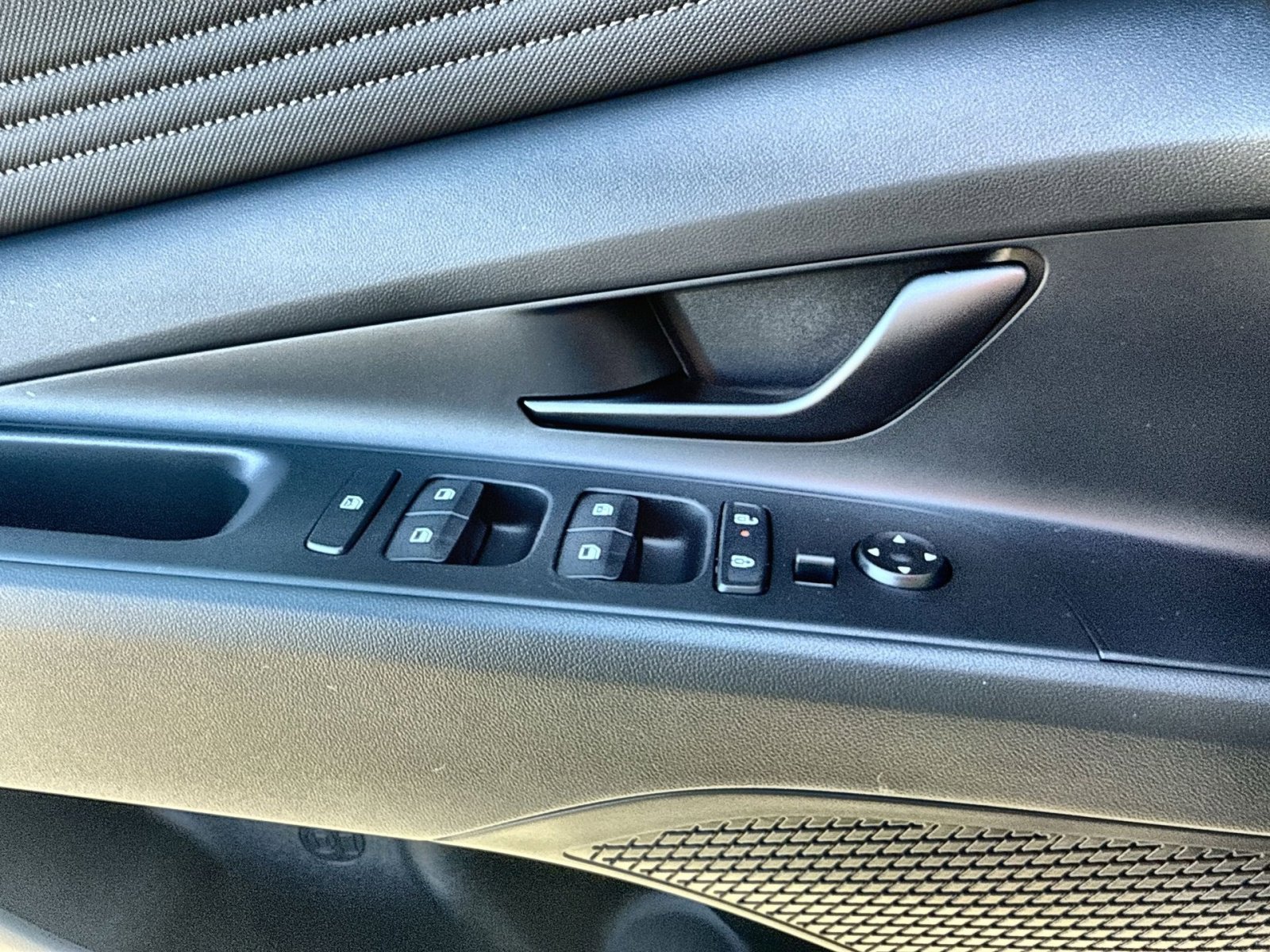 New 2026 Hyundai Elantra SEL Sport image 15