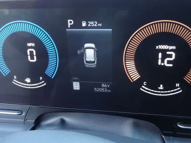 Used 2024 Hyundai Kona SEL AWD/4WD image 19