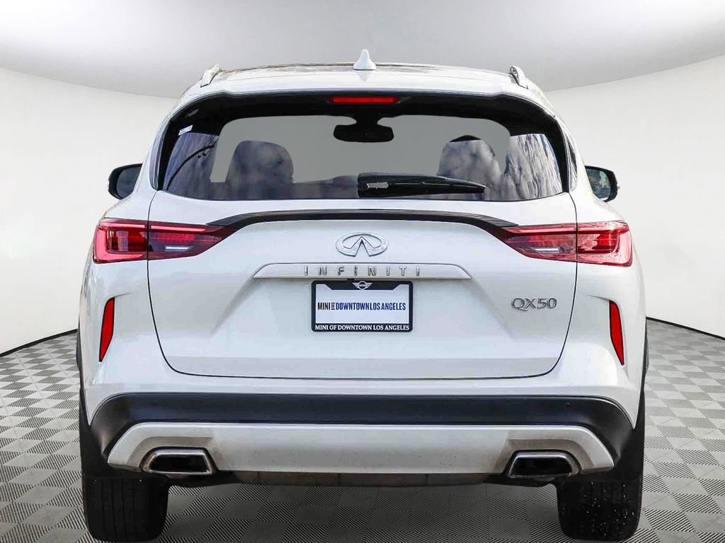 Used 2022 INFINITI QX50 Luxe w/ Appearance Package image 5