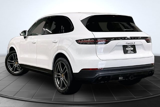 Used 2023 Porsche Cayenne S Platinum AWD/4WD image 13