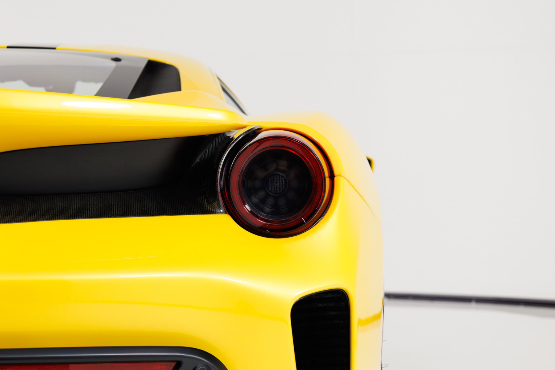 Used 2020 Ferrari 488 Pista image 70