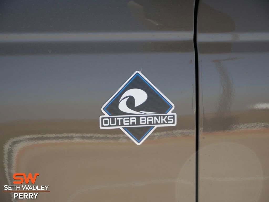 New 2026 Ford Bronco Outer Banks image 11