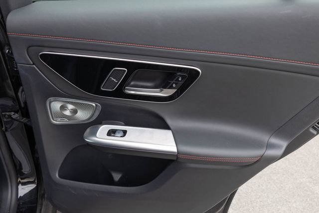 Used 2025 Mercedes-Benz GLC 43 AMG 4MATIC image 18