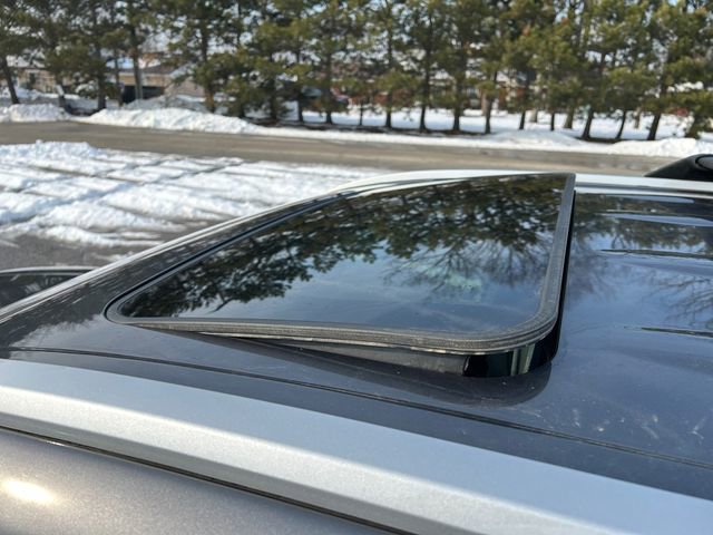 Certified 2024 Toyota Highlander XLE image 17