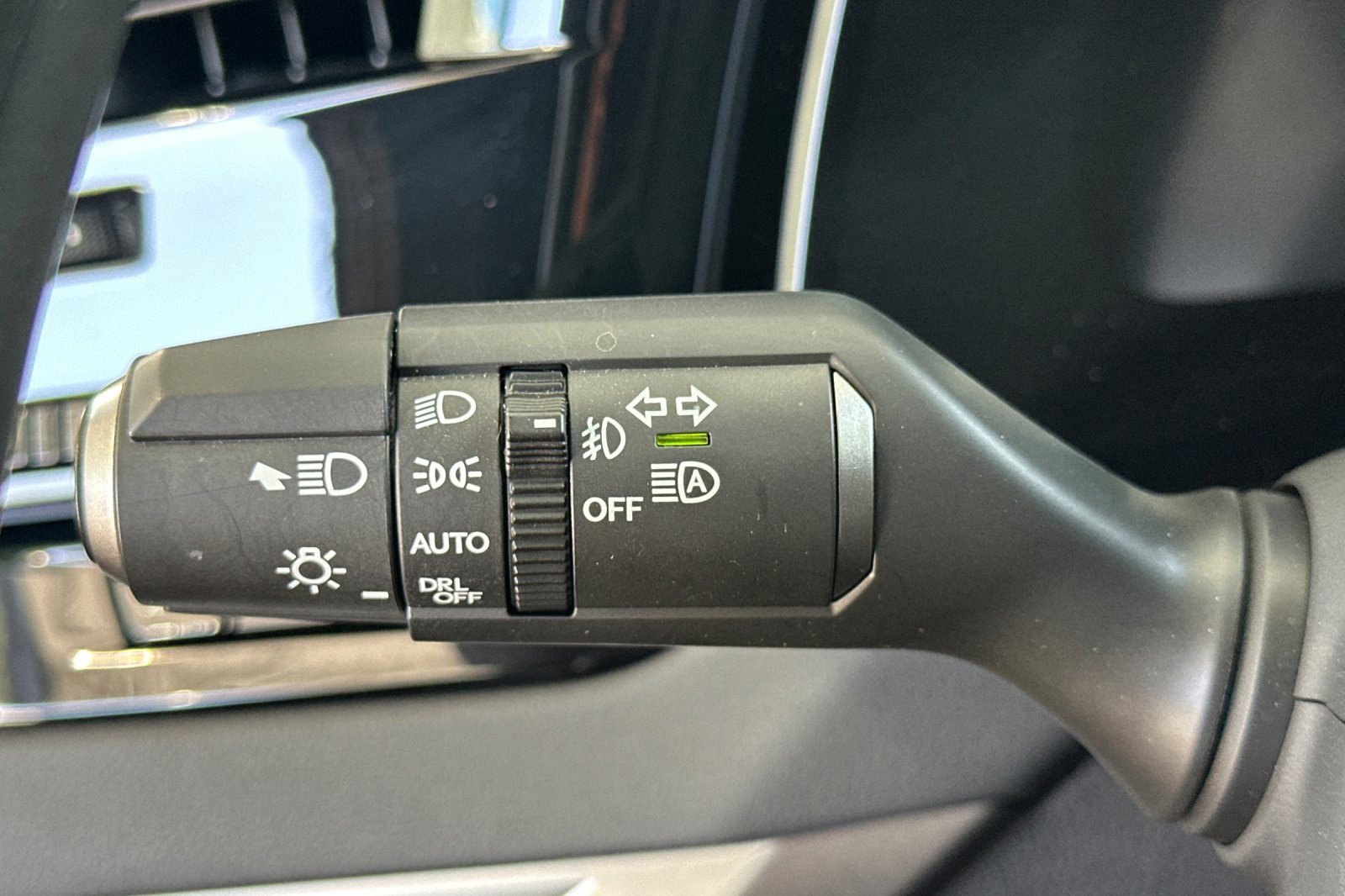 Certified 2024 Lexus RX 450h AWD w/ Convenience Package image 32