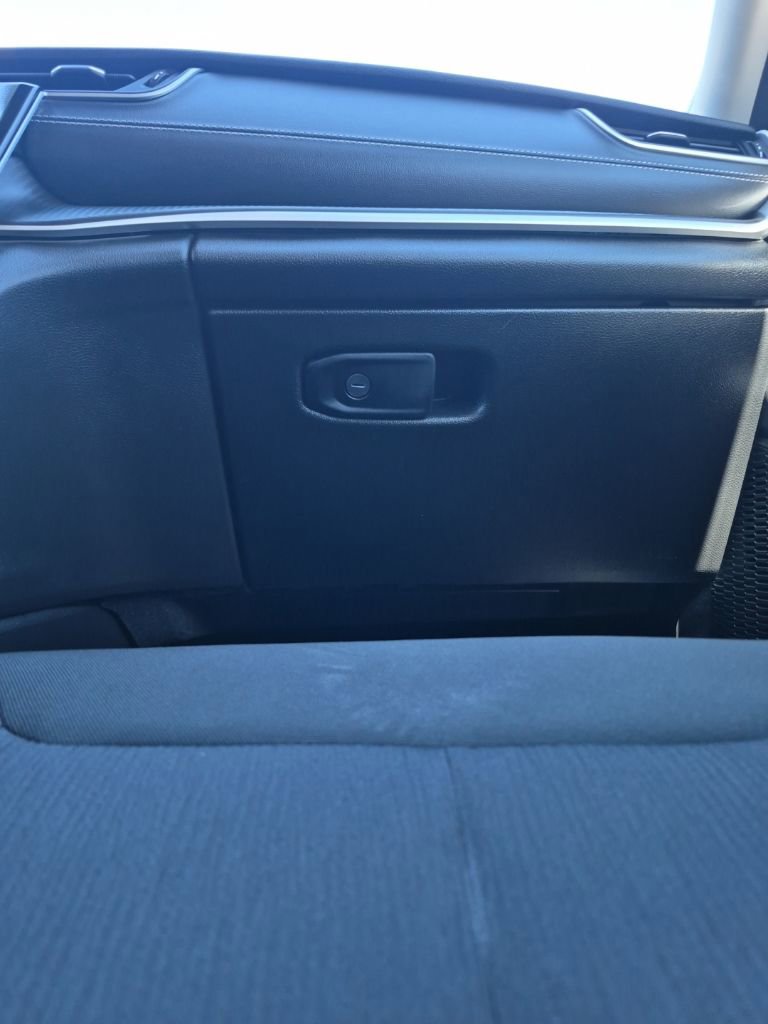 Used 2023 Jeep Grand Cherokee Laredo X image 41