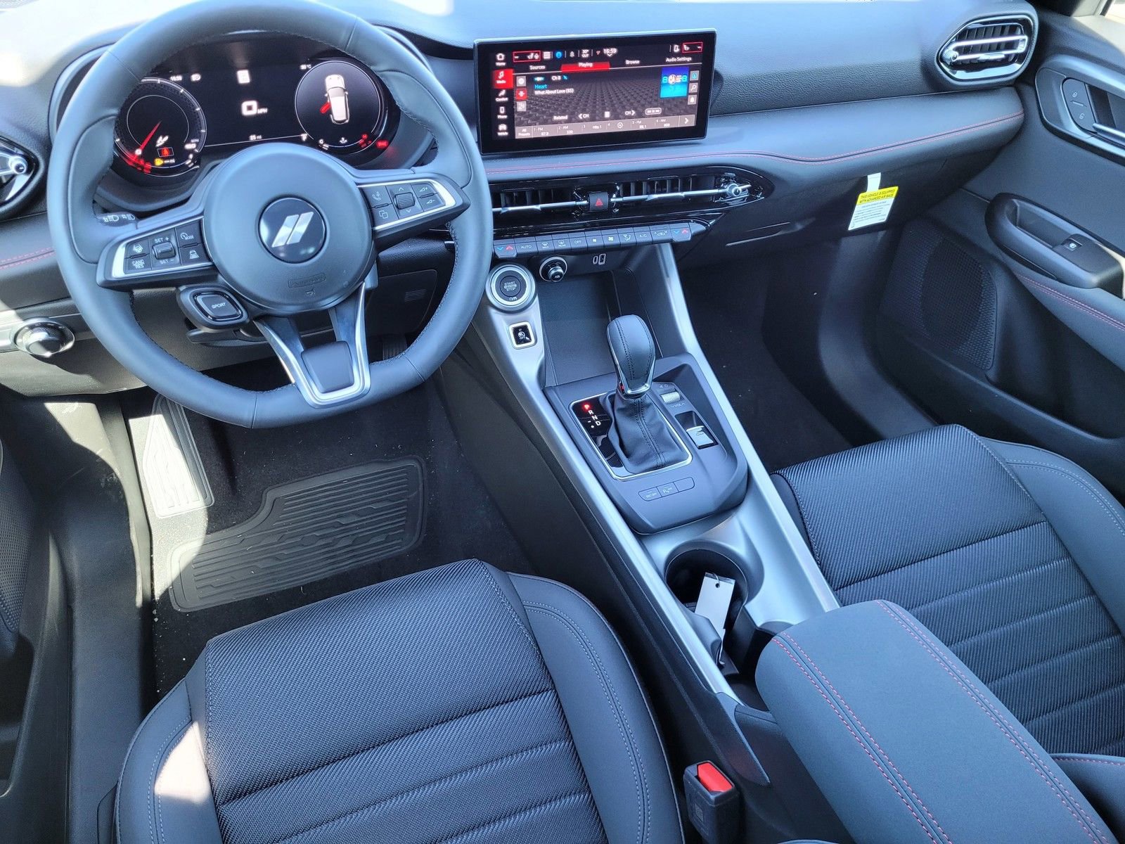 New 2024 Dodge Hornet GT w/ Tech Pack w/o Parking image 8