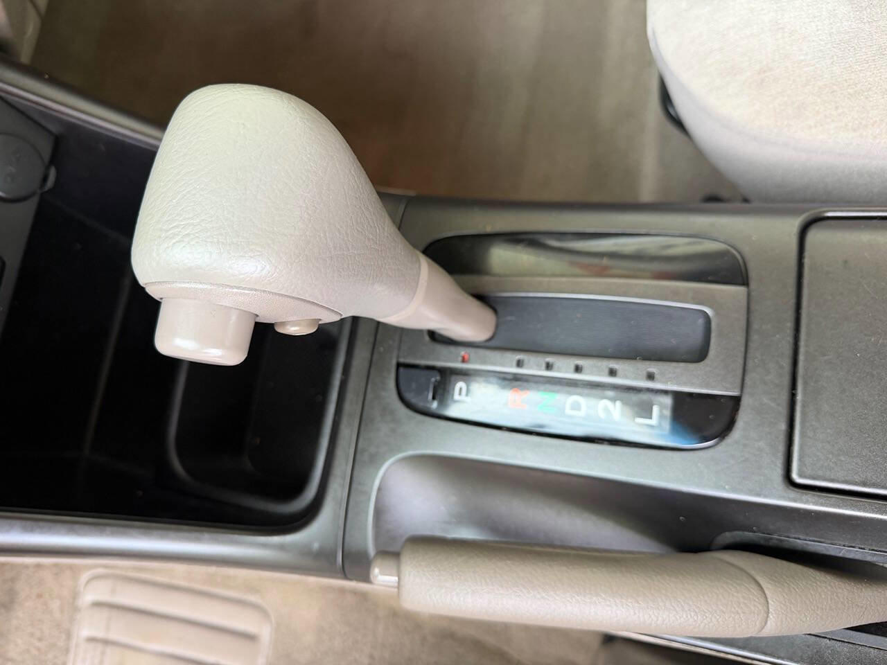 Used 2003 Toyota Camry LE FWD image 18