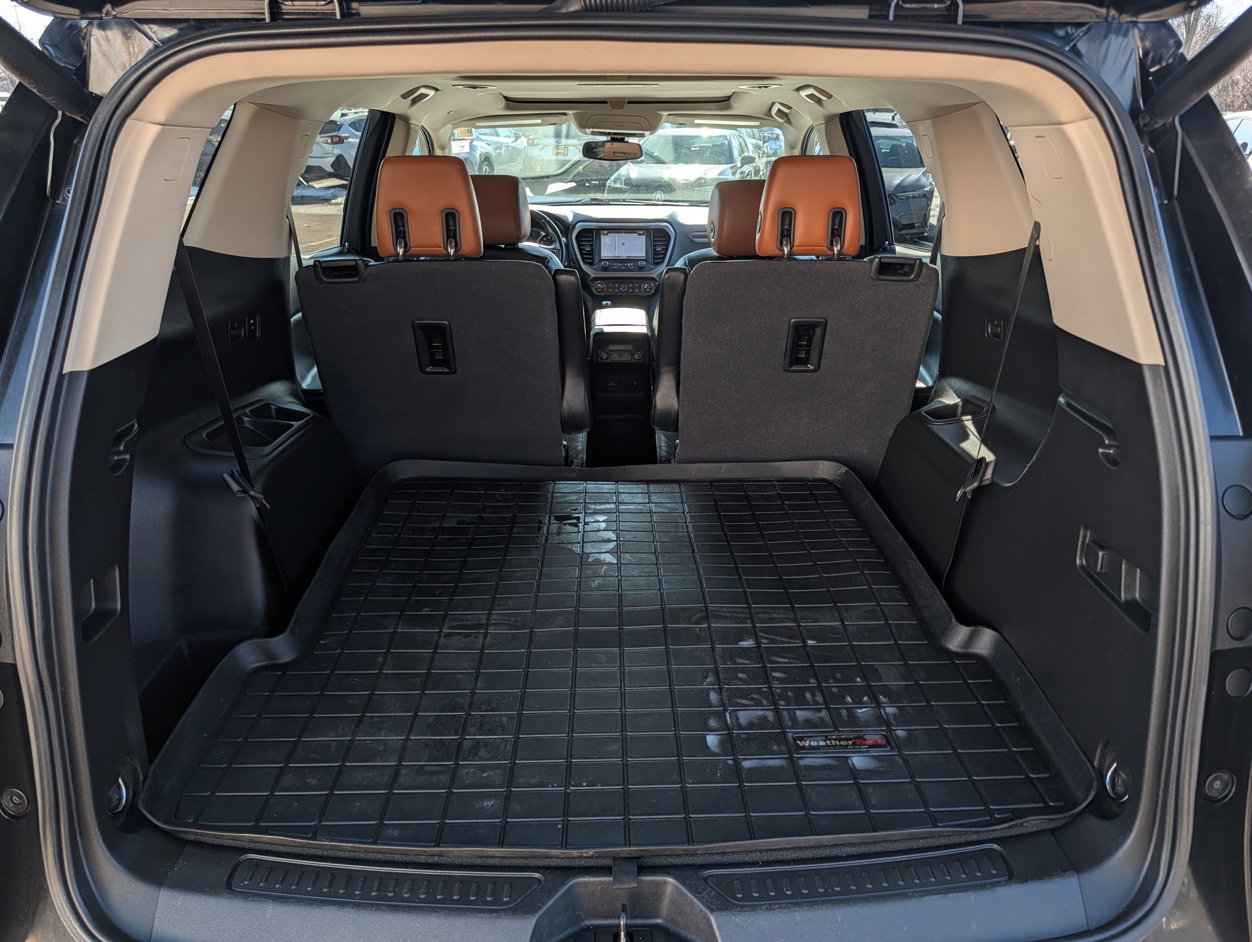 Used 2018 GMC Acadia SLT image 18