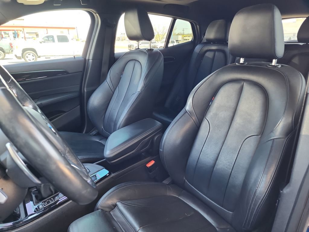 Used 2018 BMW X2 xDrive28i w/ M SportX Package image 15