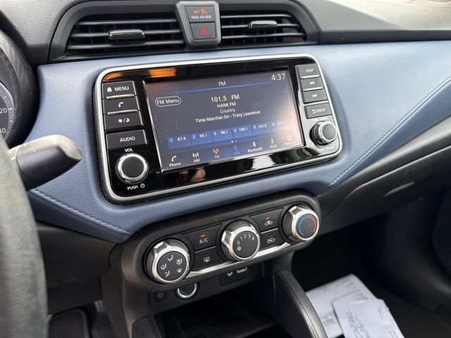 Used 2023 Nissan Versa SV FWD image 18