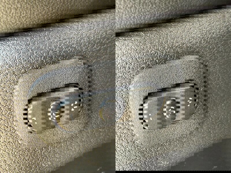 Used 2015 Jeep Grand Cherokee Limited image 24