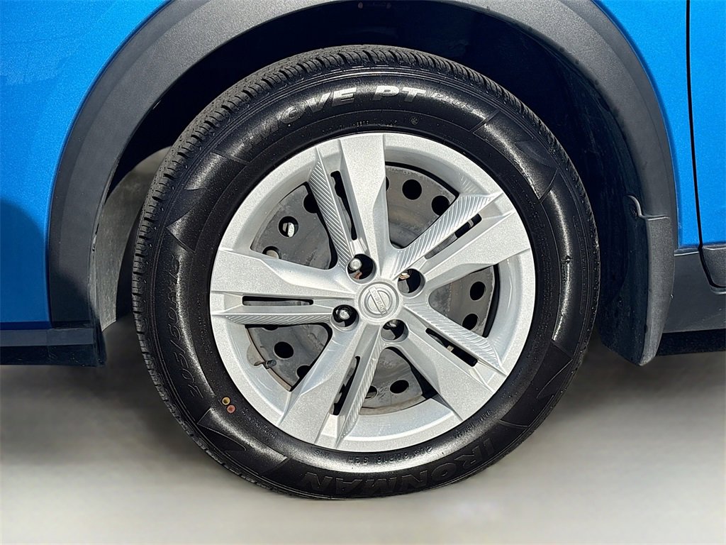 Used 2022 Nissan Kicks S image 28