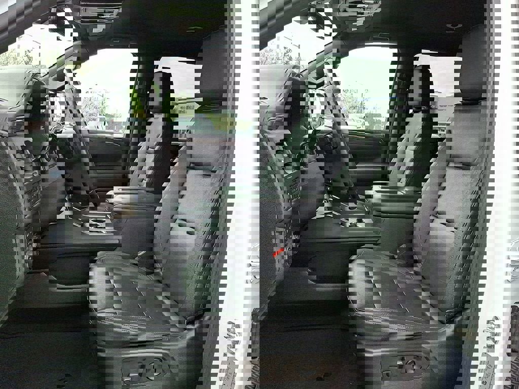 Used 2022 Chevrolet Suburban LT AWD/4WD image 13