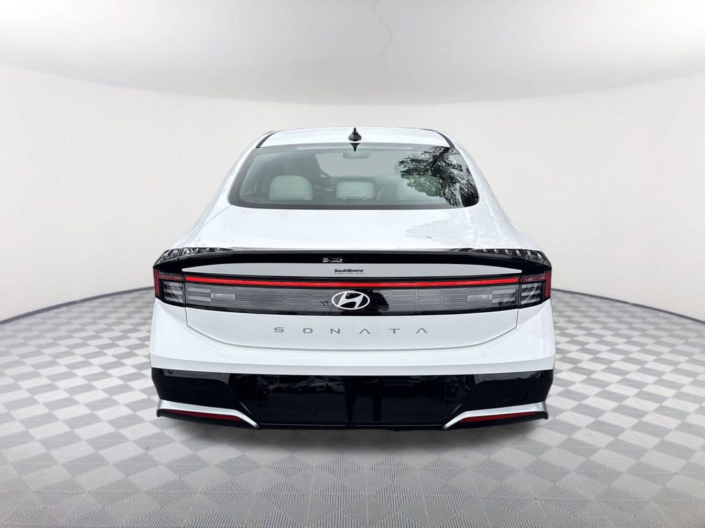 New 2026 Hyundai Sonata SEL FWD image 6