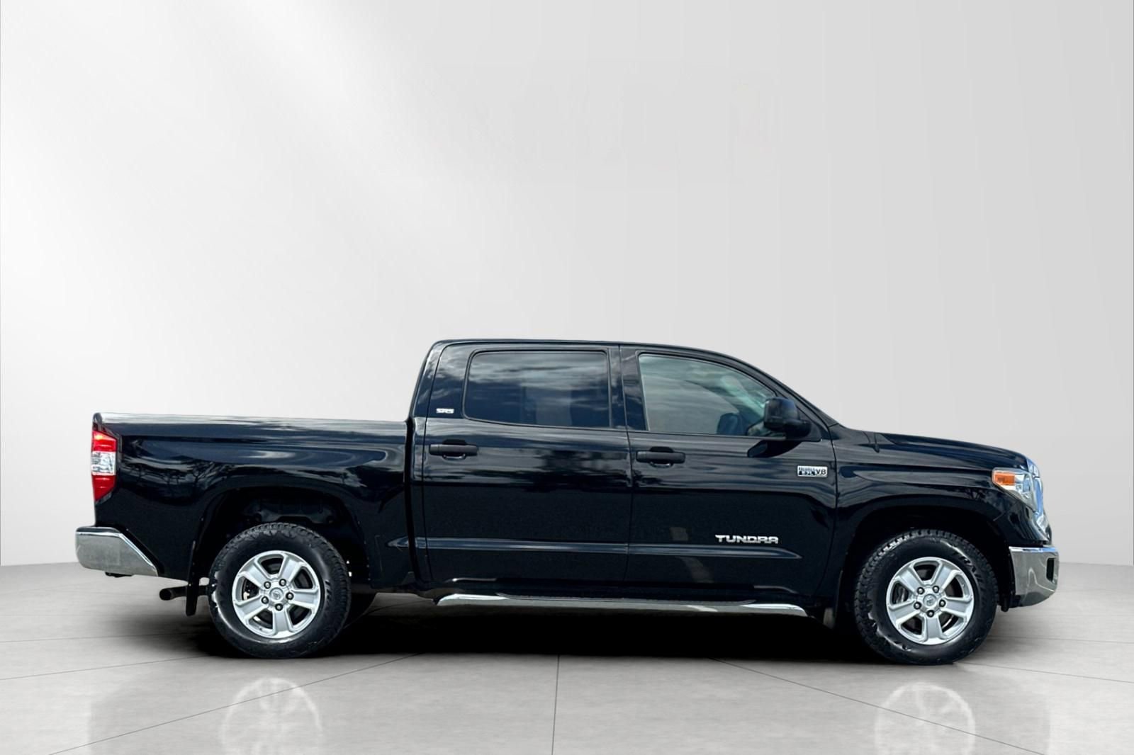 Used 2014 Toyota Tundra SR5 RWD image 2