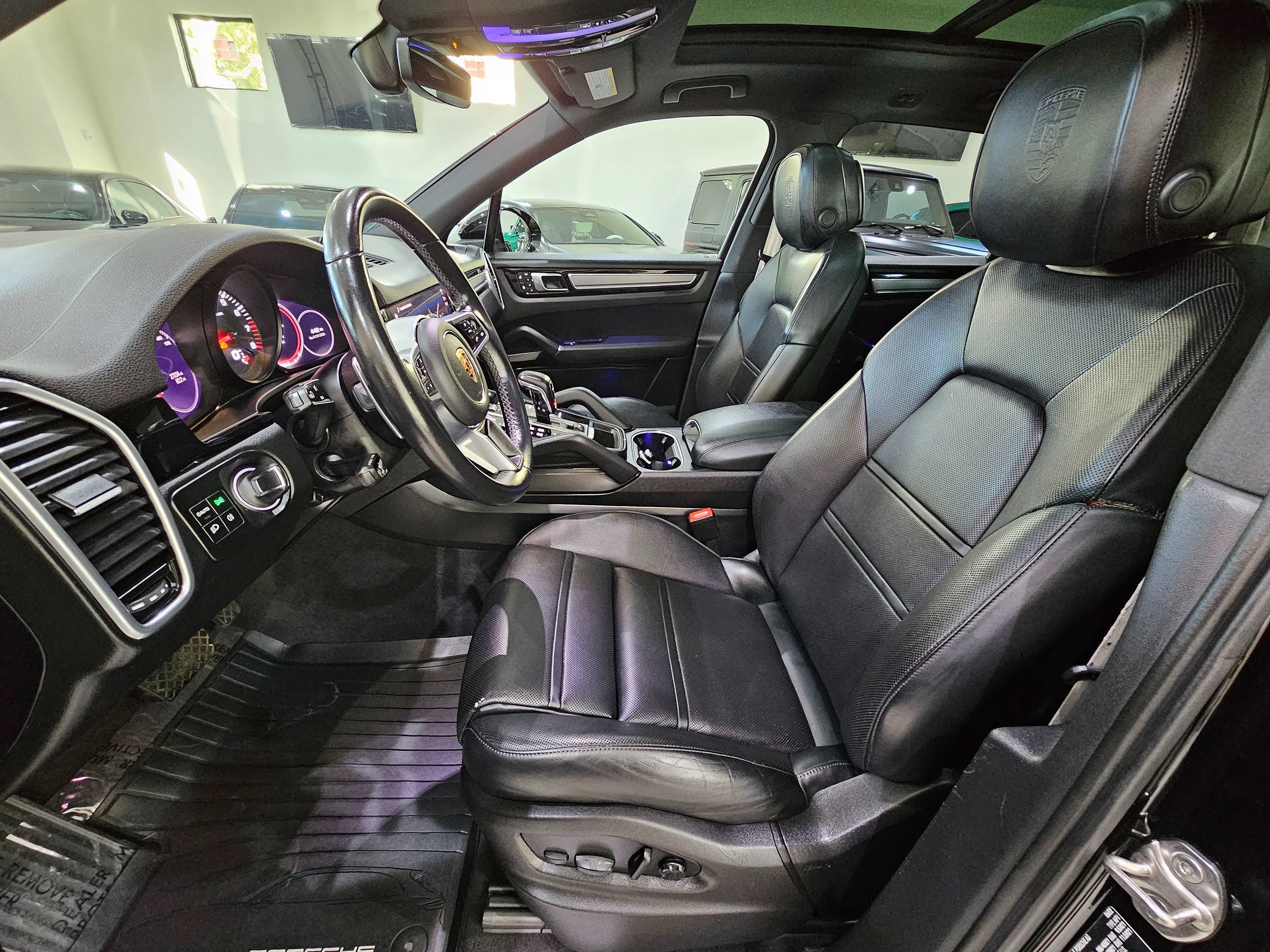 Used 2023 Porsche Cayenne Platinum Edition AWD/4WD image 19