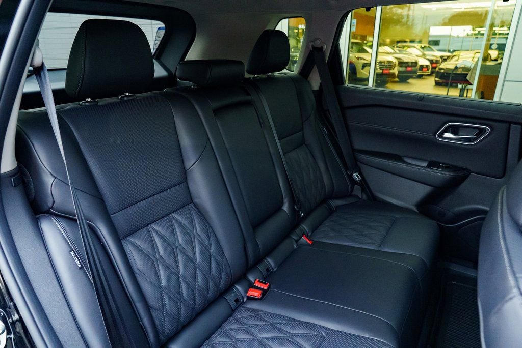 New 2026 Nissan Rogue Platinum w/ Platinum Premium Package image 26