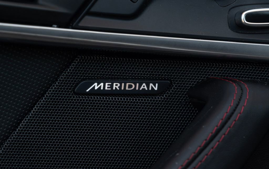 Used 2021 Jaguar F-TYPE Convertible image 26