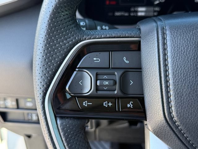 Used 2023 Toyota Tundra Limited w/ Power Package RWD image 16