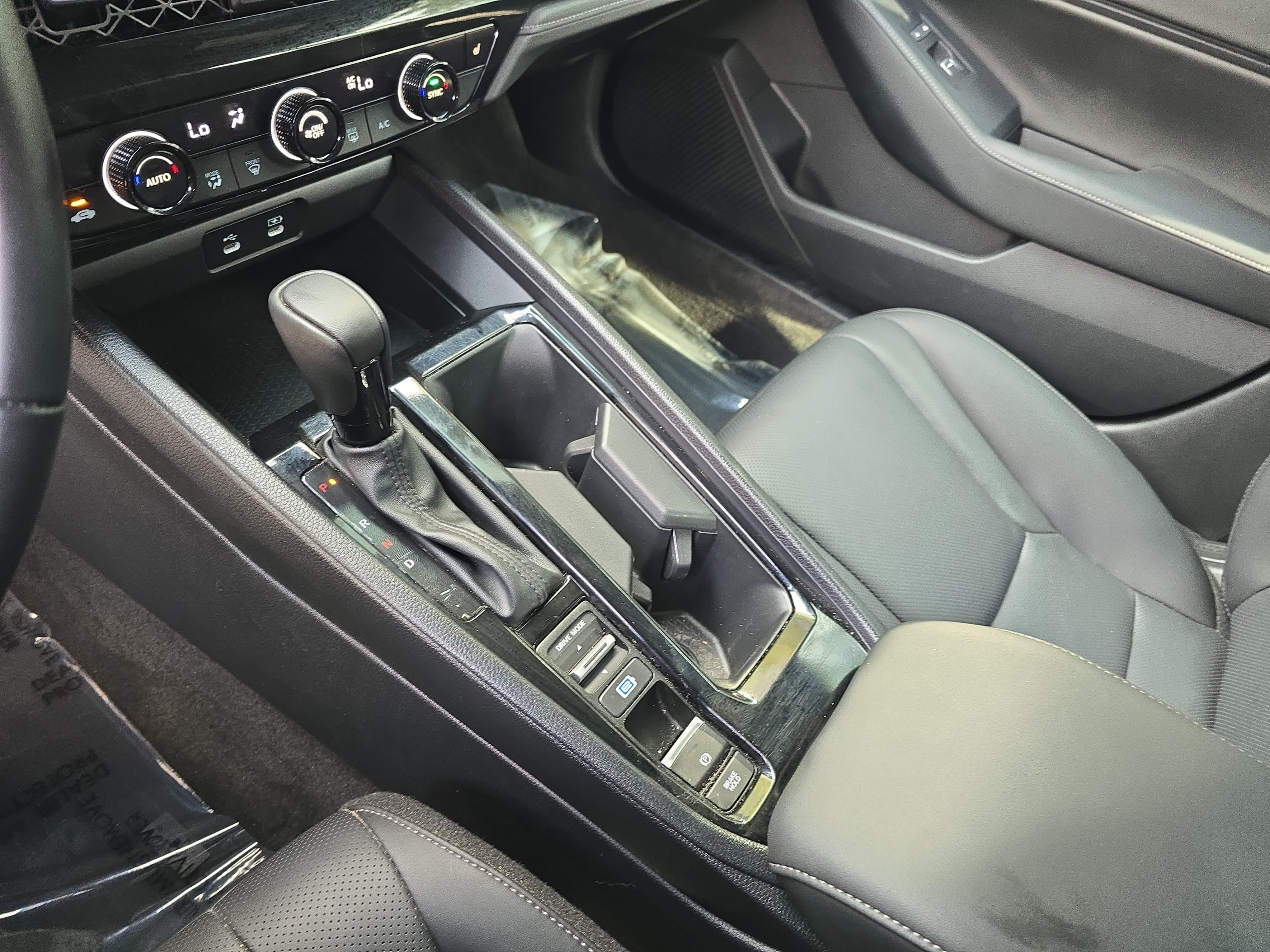 Used 2024 Honda Accord Sport image 25