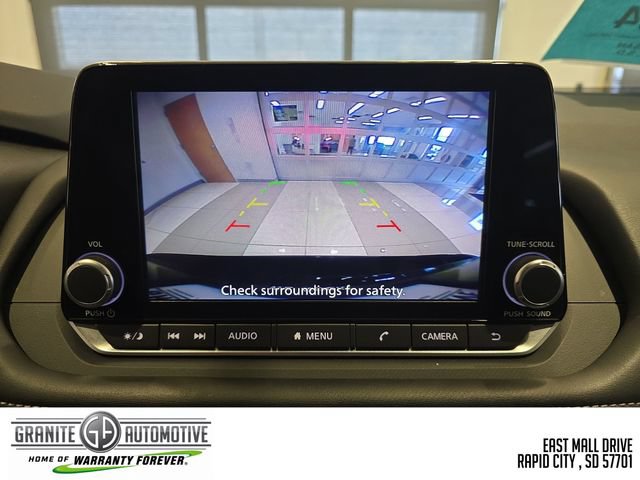 Used 2026 Nissan Rogue SV AWD/4WD image 21