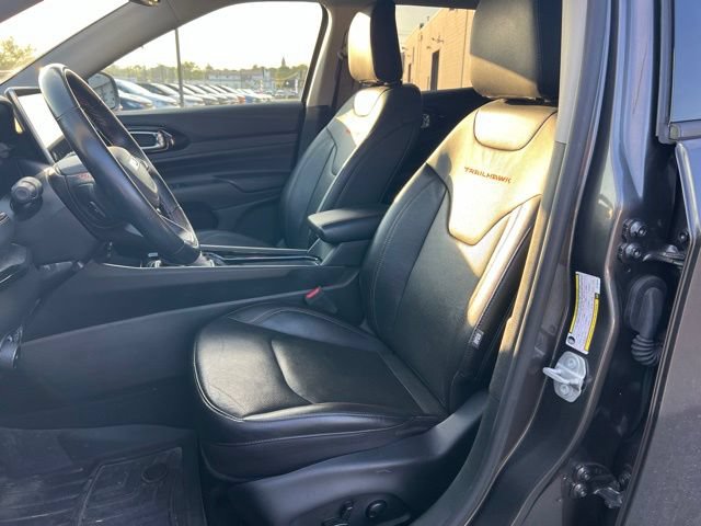Used 2022 Jeep Compass Trailhawk w/ Trailhawk Elite Group AWD/4WD image 11