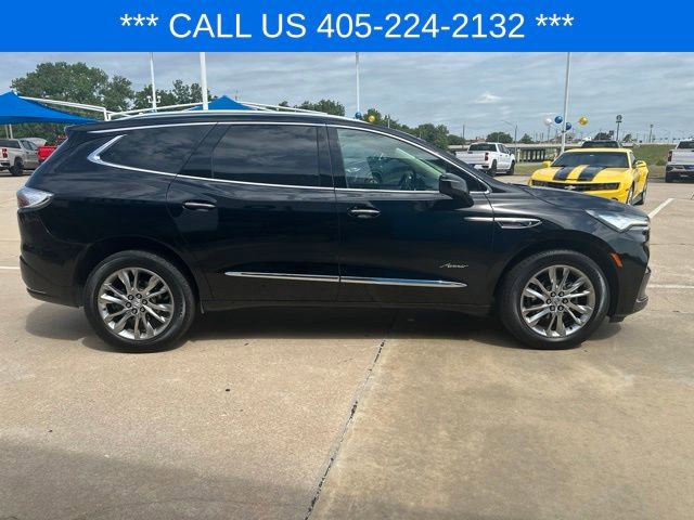 Used 2023 Buick Enclave Avenir AWD/4WD image 15