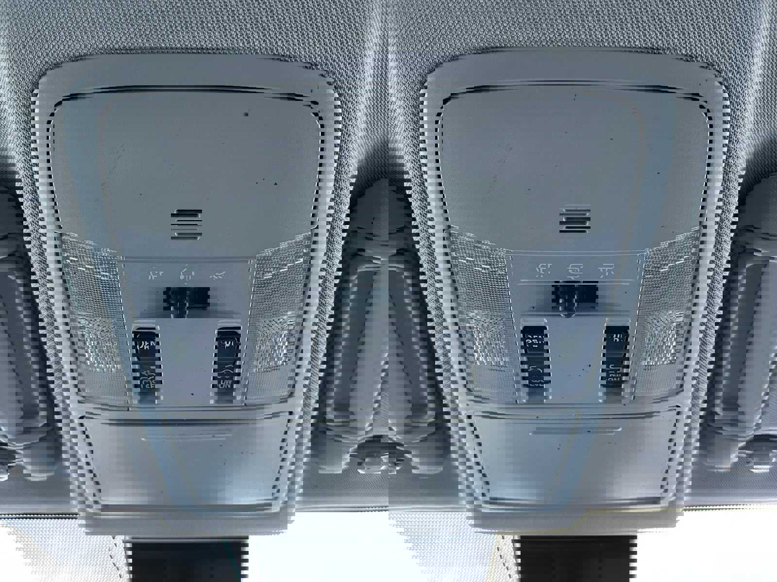 Used 2017 Toyota RAV4 Limited image 31