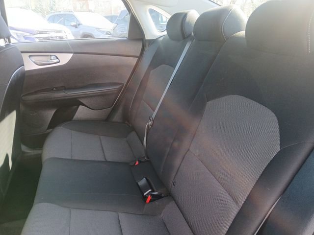 Used 2022 Kia Forte LXS w/ LXS Technology Package image 22