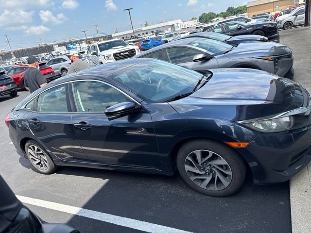 Used 2018 Honda Civic EX image 4