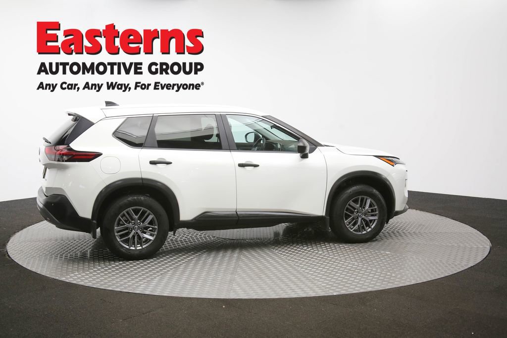Used 2022 Nissan Rogue S image 43