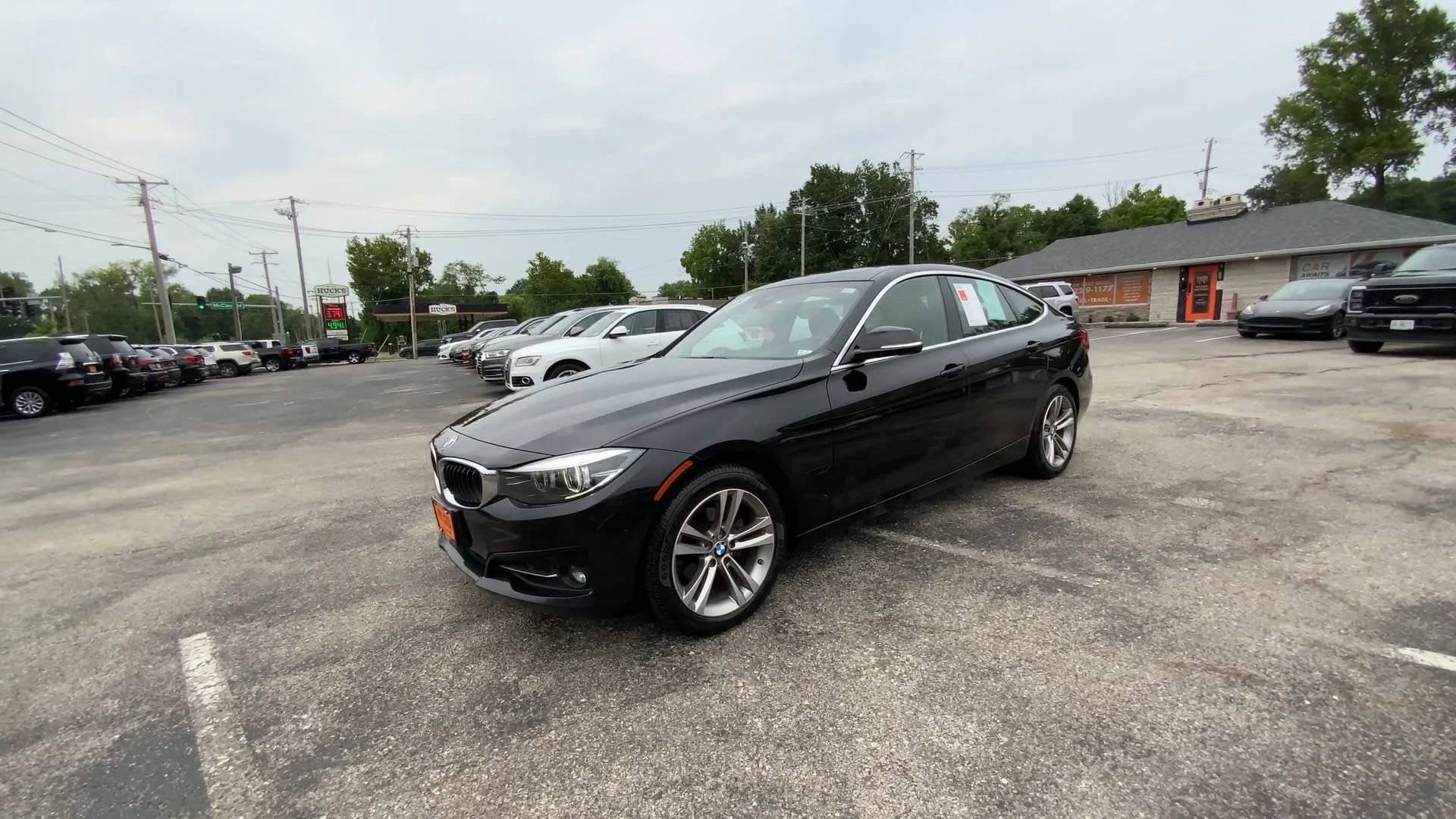 Used 2018 BMW 330i Gran Turismo xDrive AWD/4WD image 4