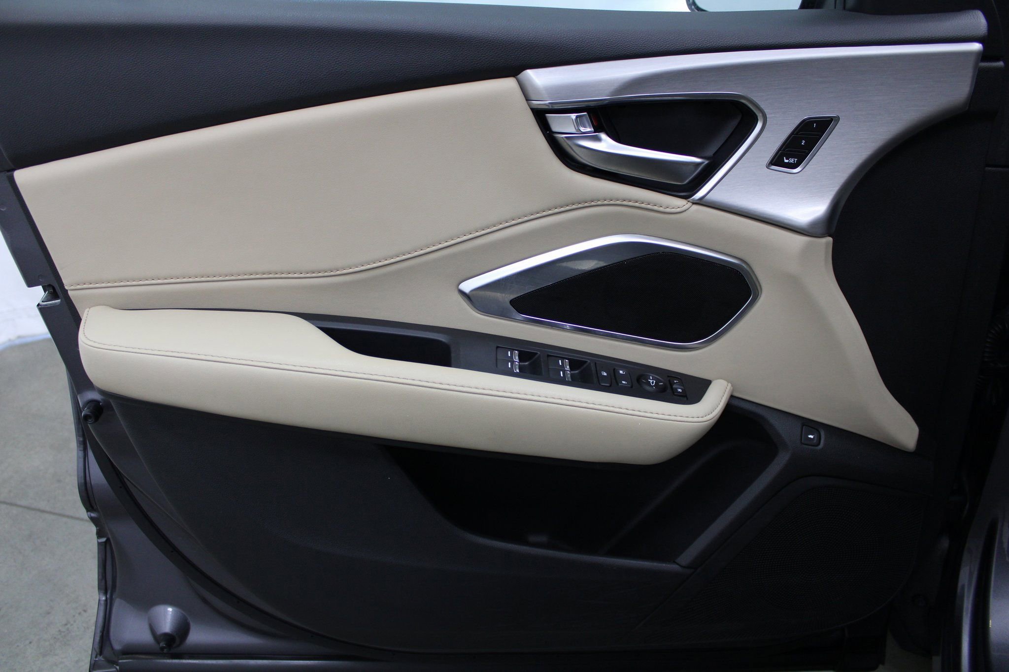 Used 2019 Acura RDX AWD image 14