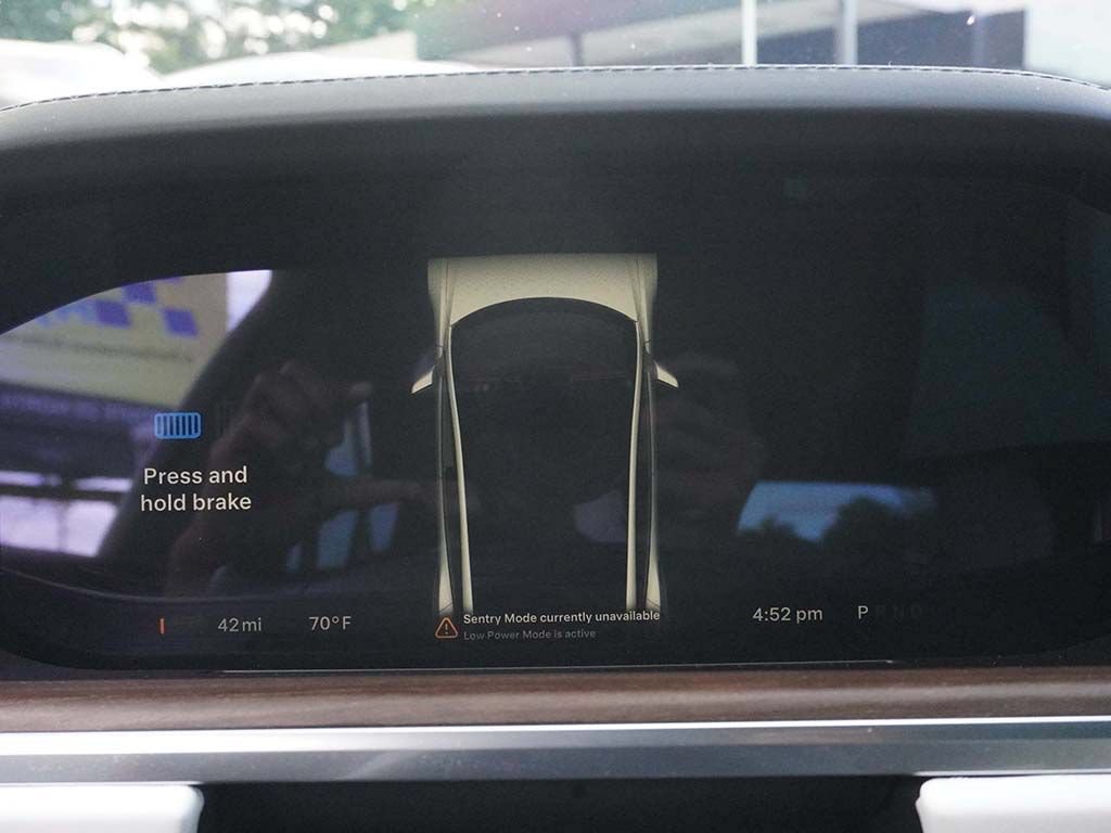 Used 2023 Tesla Model S AWD/4WD image 41