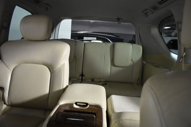 Used 2017 INFINITI QX80 2WD w/ Driver Assistance Package image 29