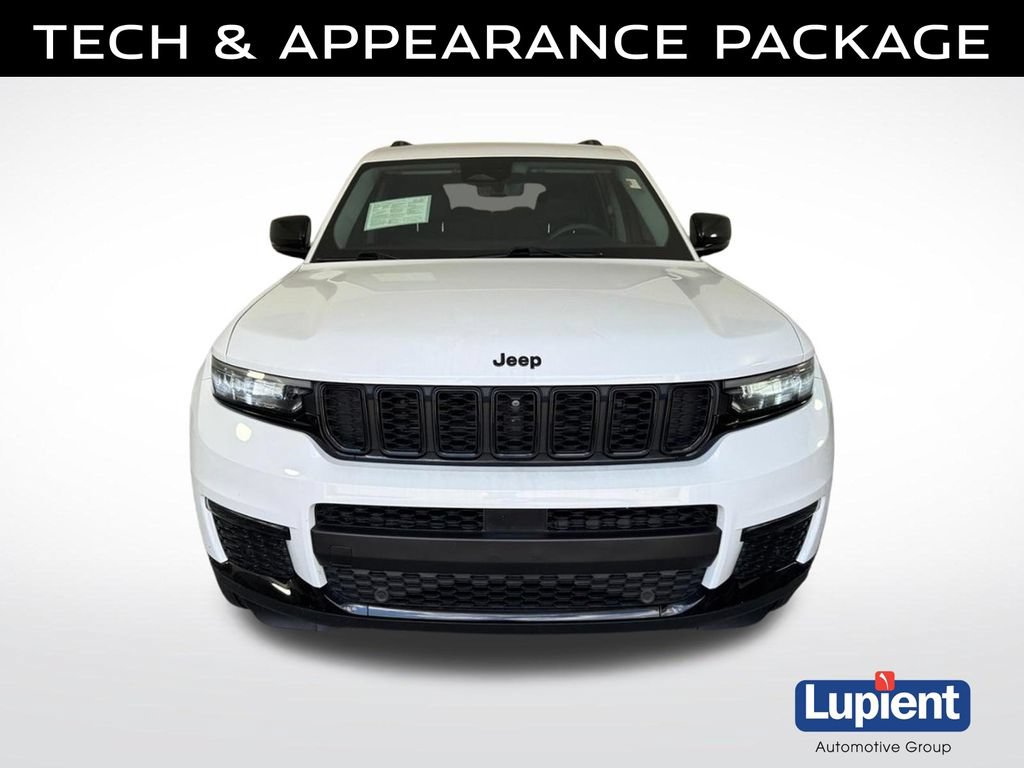 Used 2023 Jeep Grand Cherokee L Limited w/ Luxury Tech Group II AWD/4WD image 12