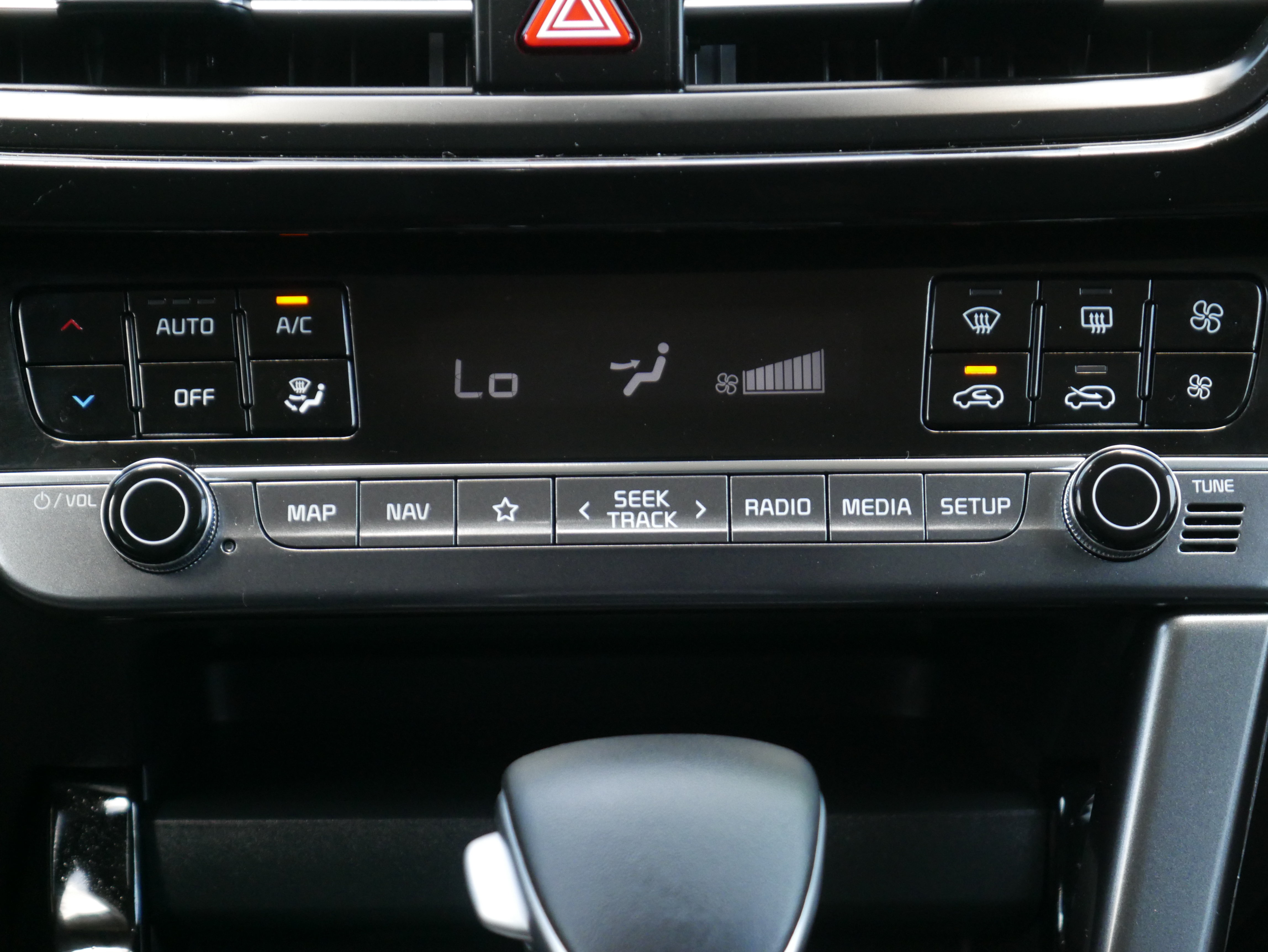 Certified 2025 Kia Seltos X-Line AWD/4WD image 20