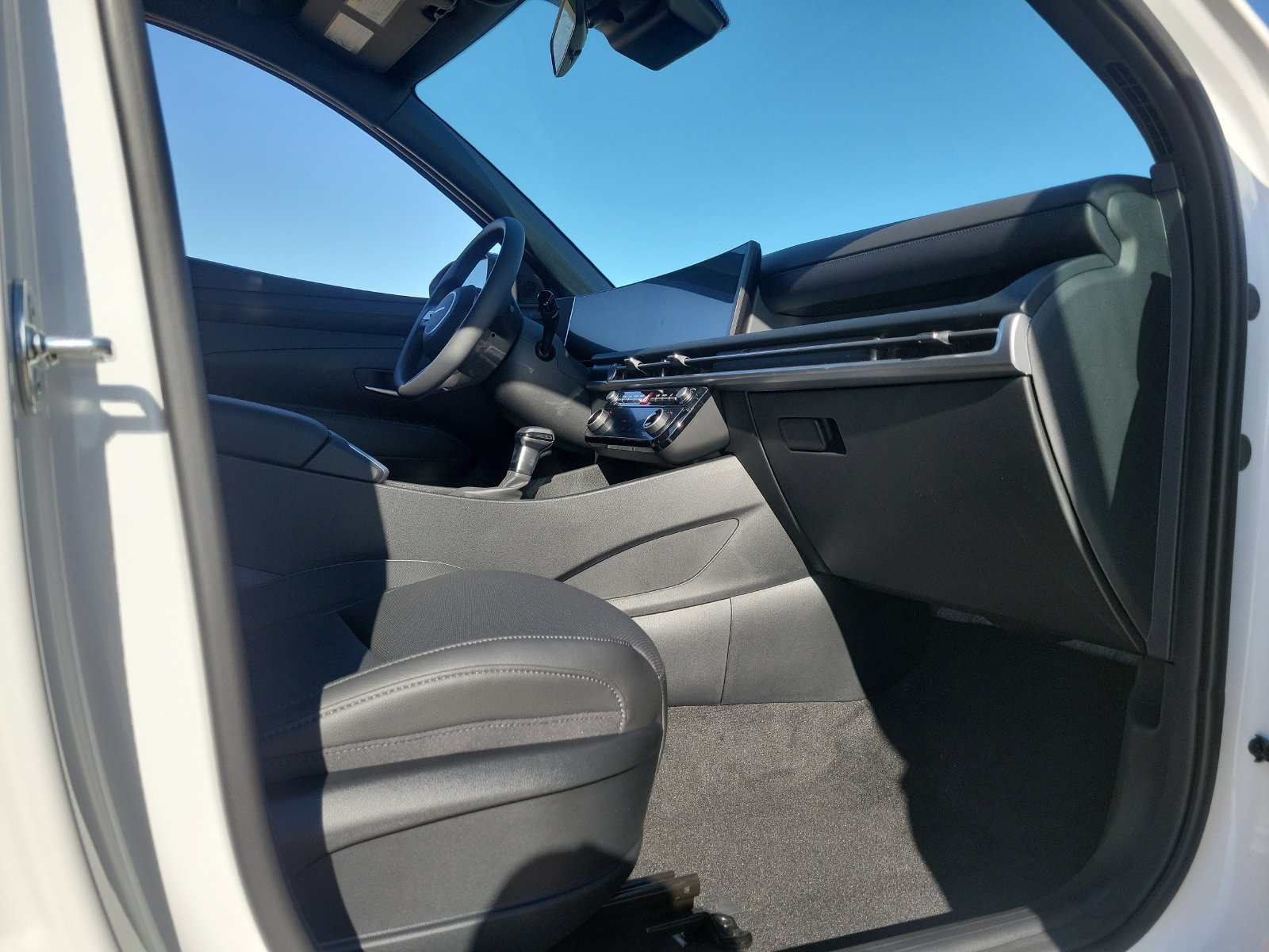 New 2027 Hyundai Santa Cruz SEL FWD image 17