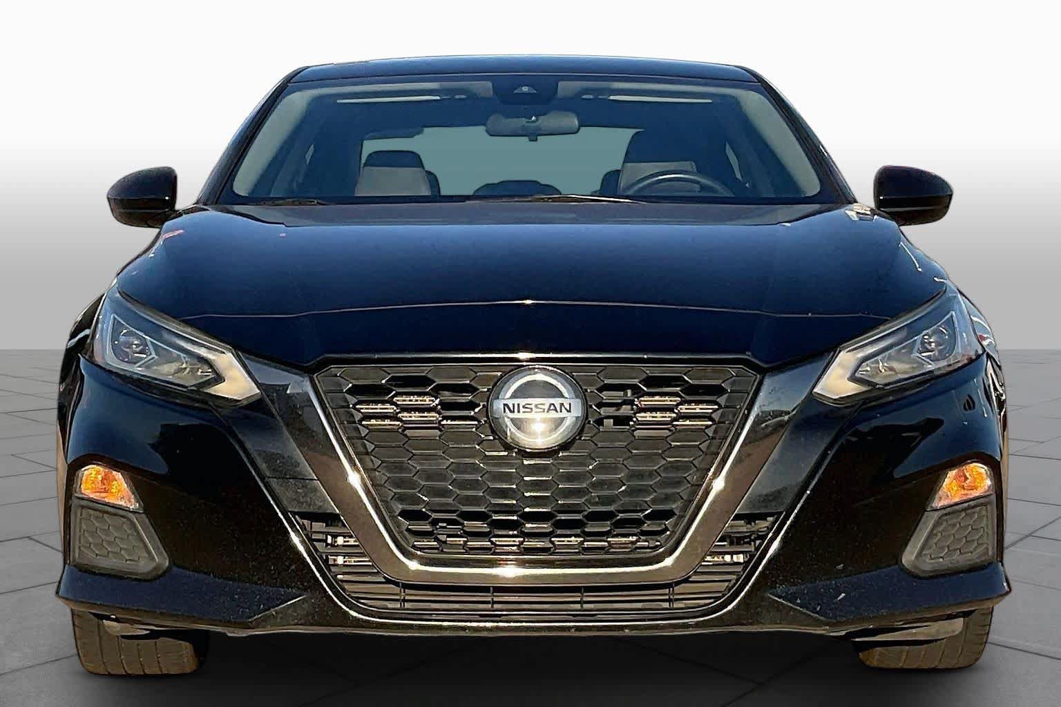 Used 2020 Nissan Altima 2.5 SR FWD image 3
