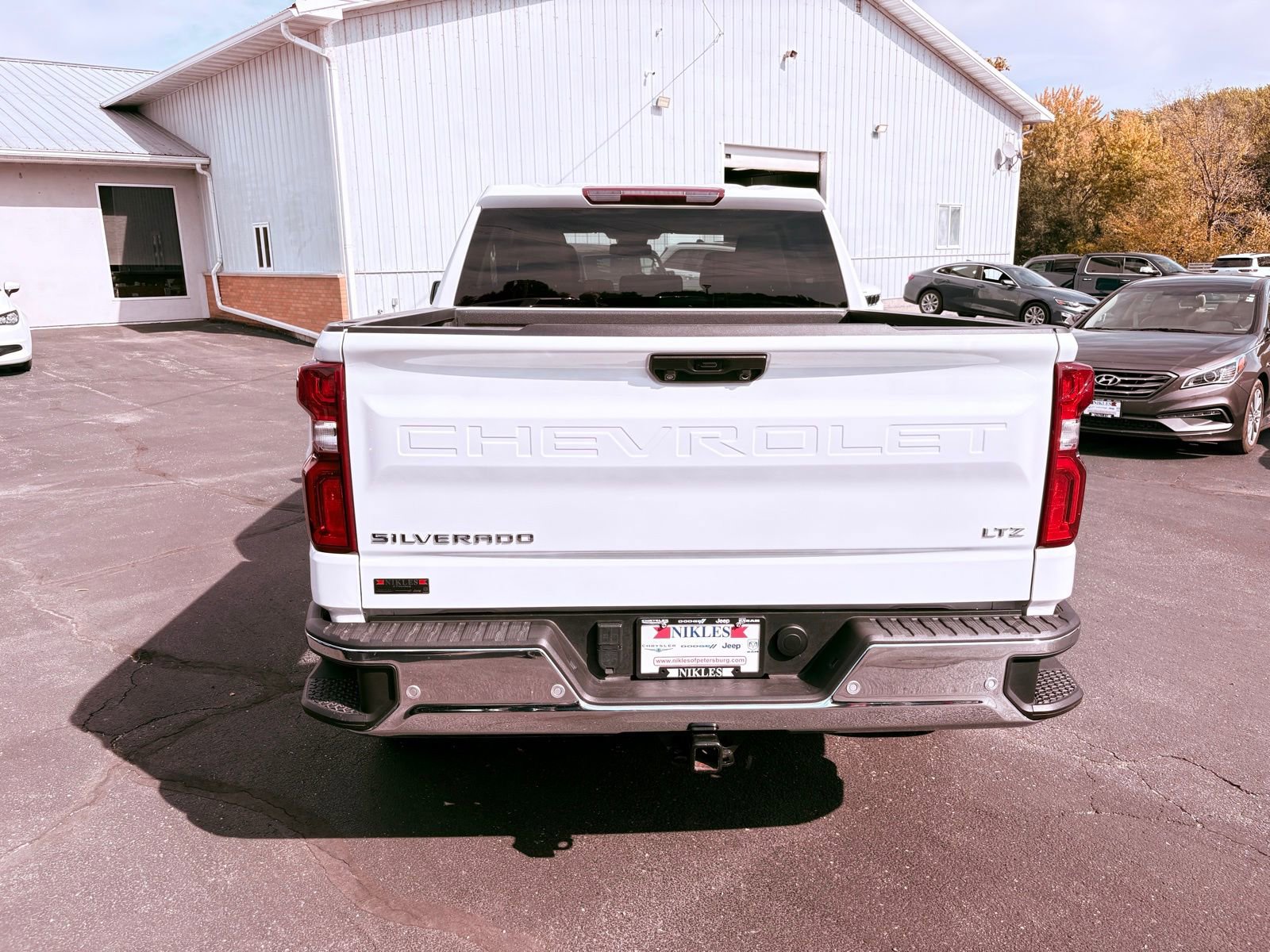 Used 2023 Chevrolet Silverado 1500 LTZ image 11