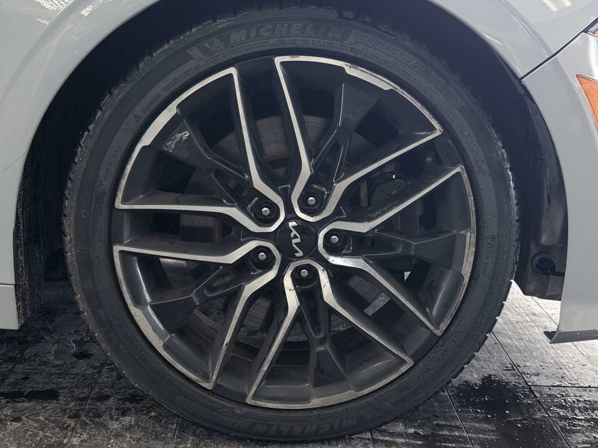 Used 2024 Kia K5 GT image 37