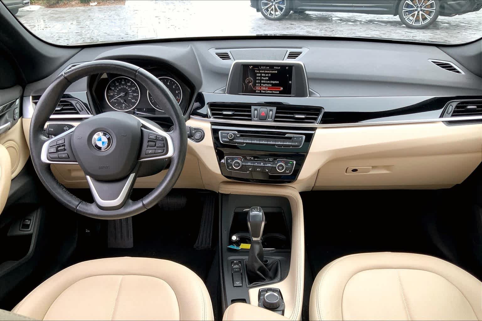 Used 2017 BMW X1 xDrive28i AWD/4WD image 10