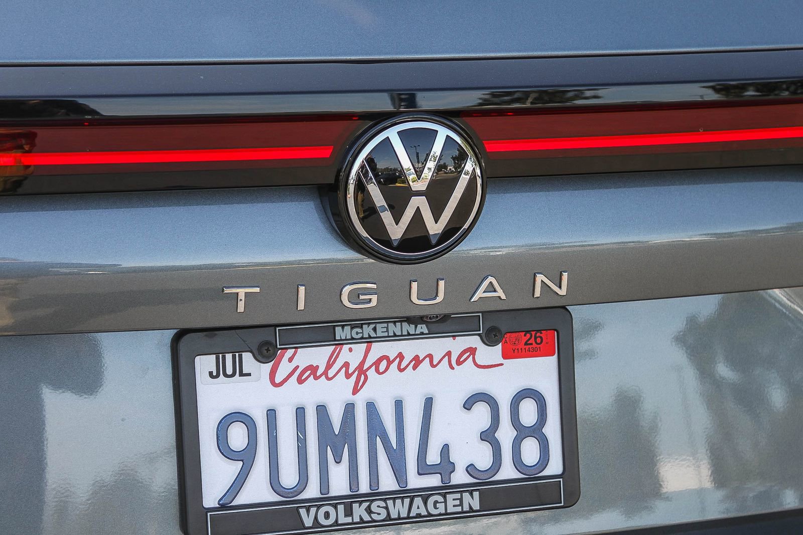 Used 2025 Volkswagen Tiguan S image 10
