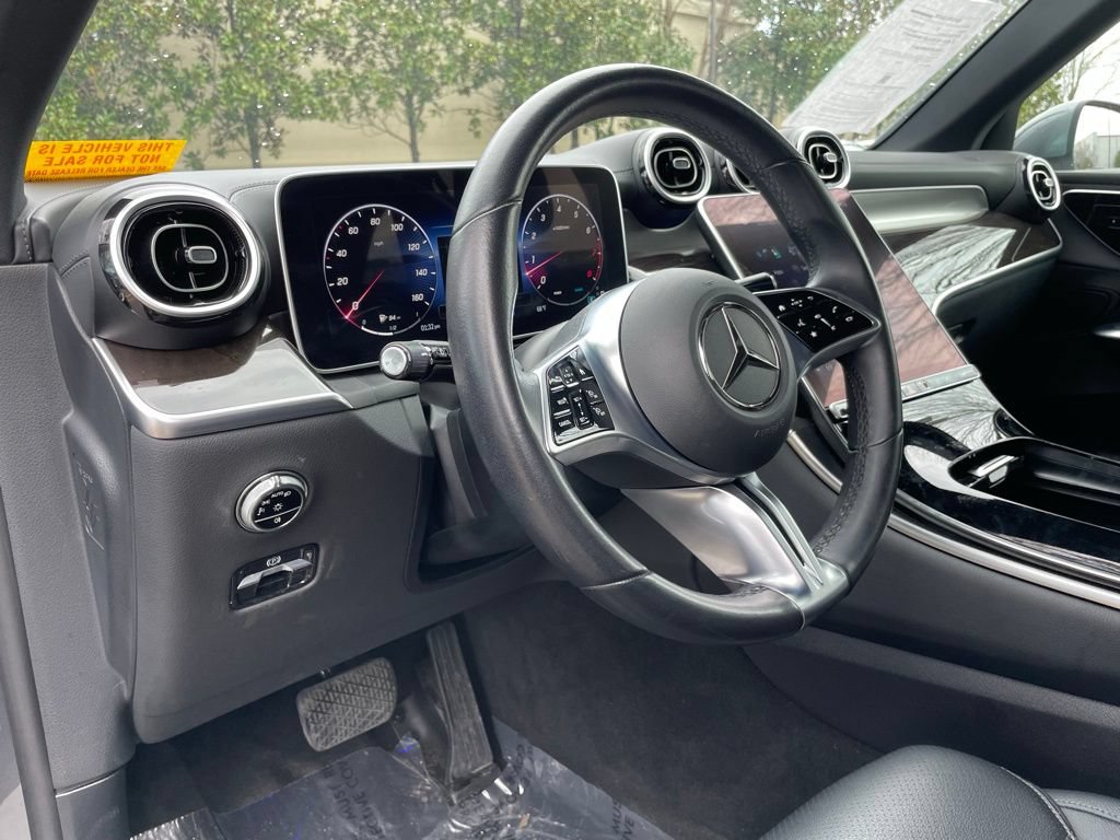Used 2023 Mercedes-Benz GLC 300 image 10