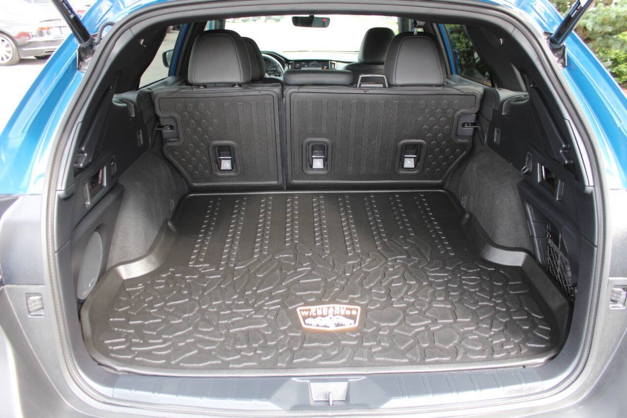 Used 2025 Subaru Outback Wilderness AWD/4WD image 19